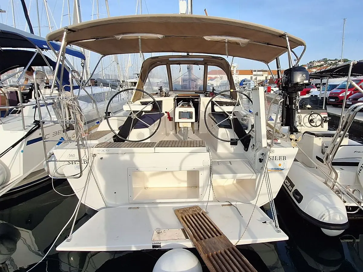 Dufour 360 GL